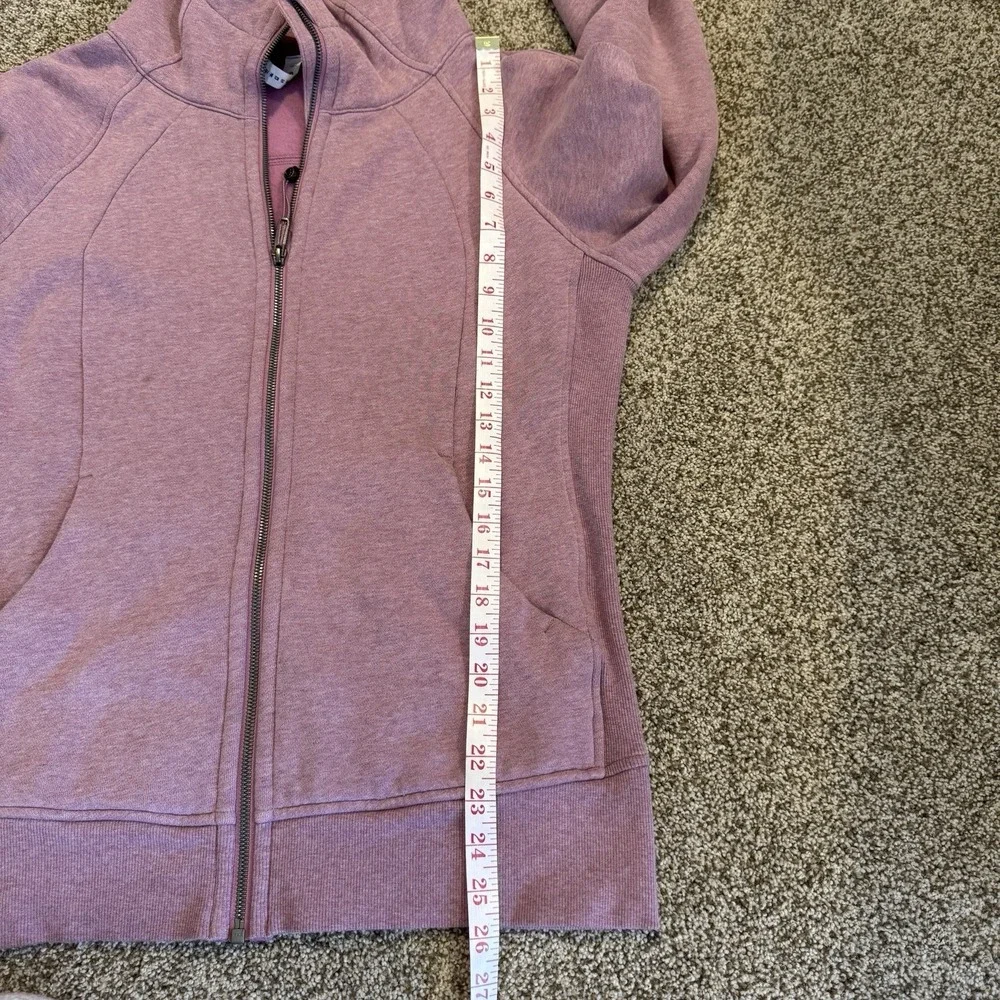 lululemon athletica nice sweatshirt
